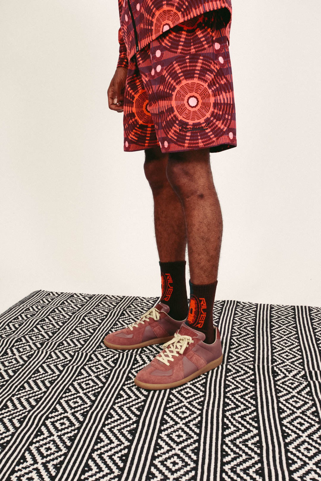PLAIN SIGHT SHORTS (INFRA RED/PURP)