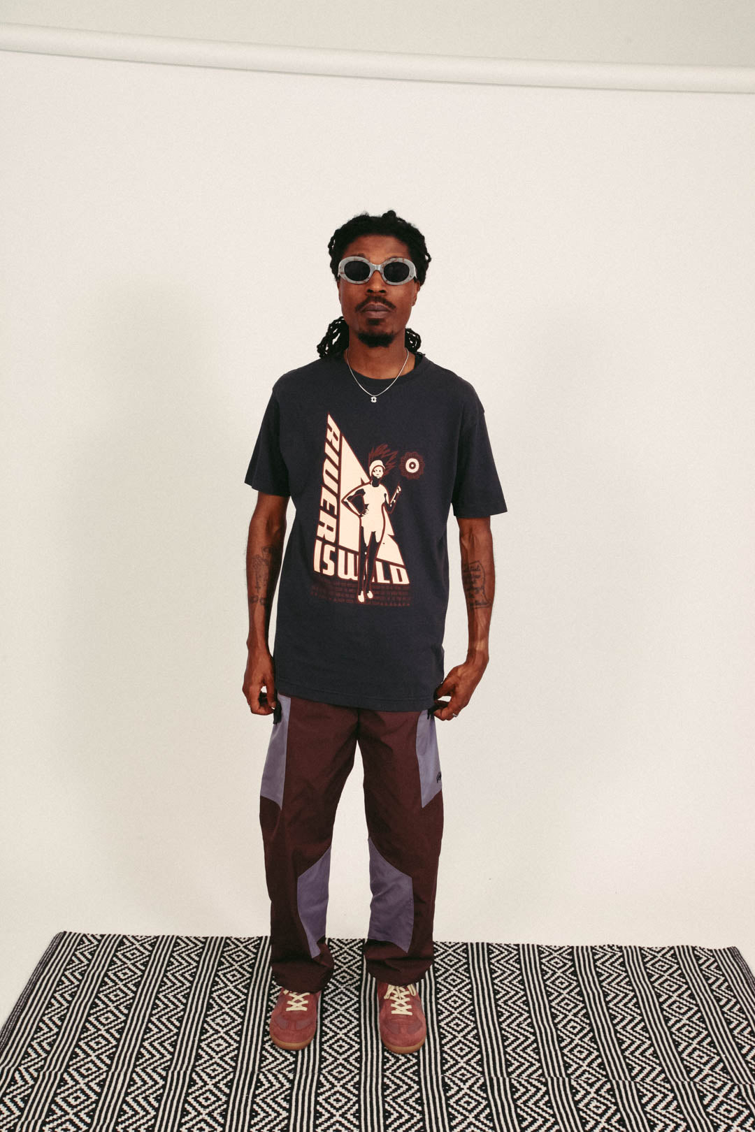 RUSH TEE (GARMENT DYE BLACK)