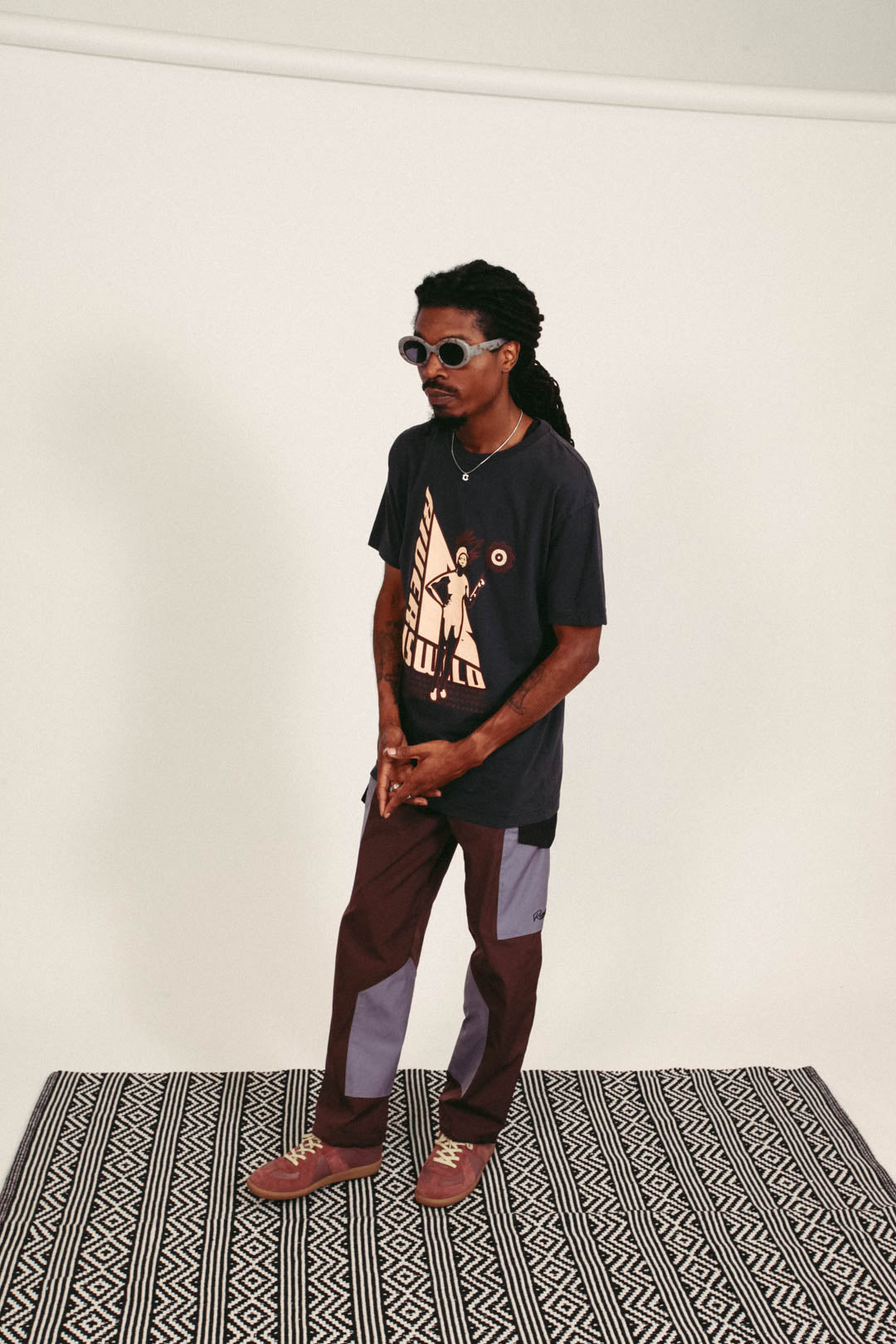 RUSH TEE (GARMENT DYED NAVY)