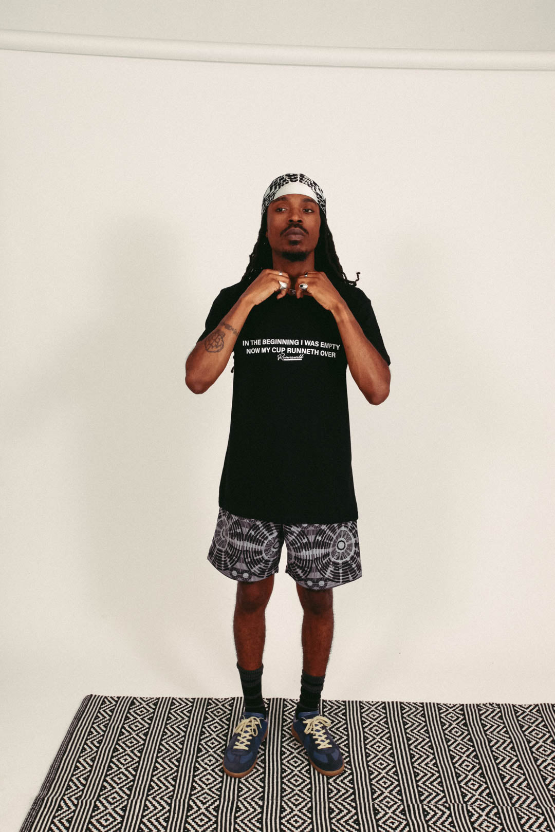 PLAIN SIGHT SHORTS (BLACK/GREY)