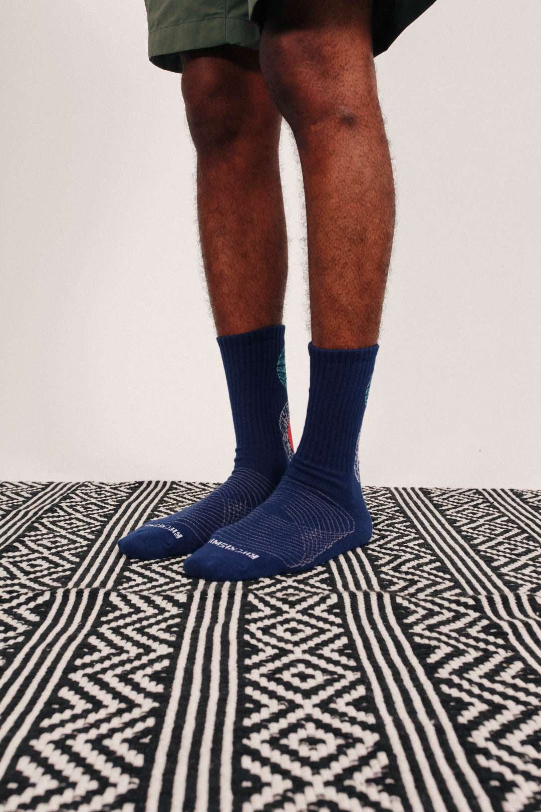BLOOM LOGO SOCKS (NAVY)