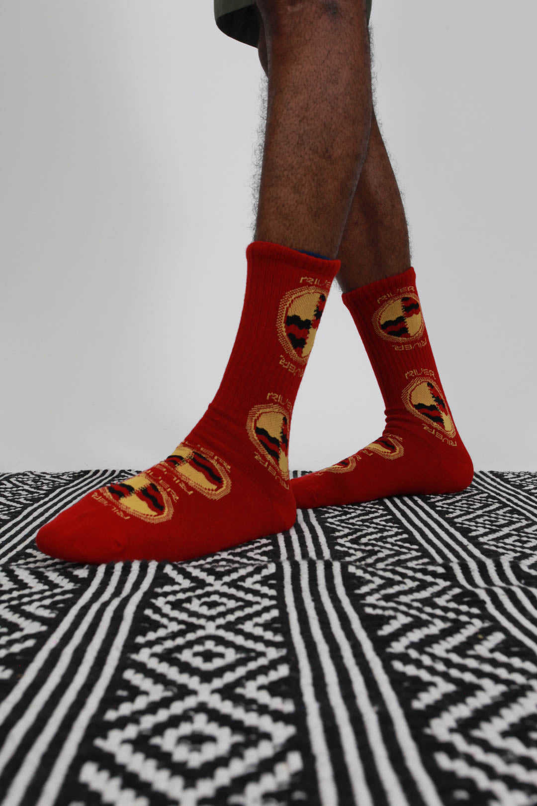 LEGEDIZE LENS SOCKS (BURGUNDY)