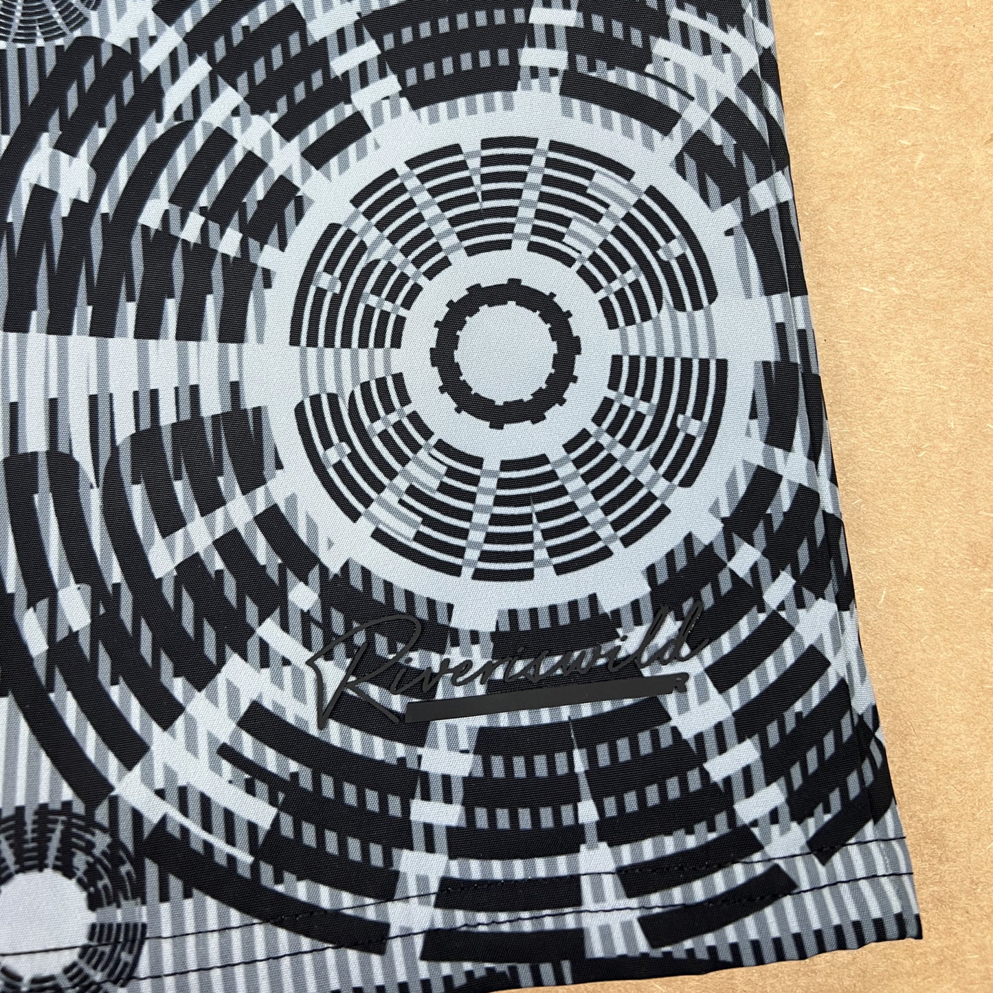PLAIN SIGHT SHORTS (BLACK/GREY)