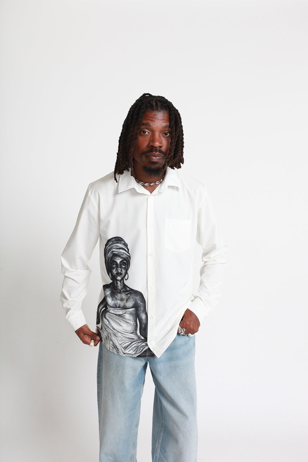 FOLASADE BUTTON UP (WHITE)