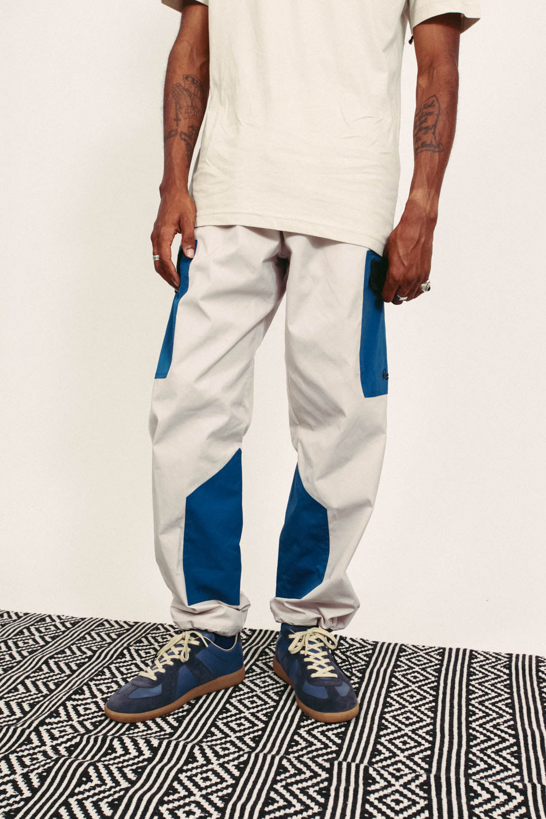 RIVER CARGO VERSION 002 (IVORY/BLUE)